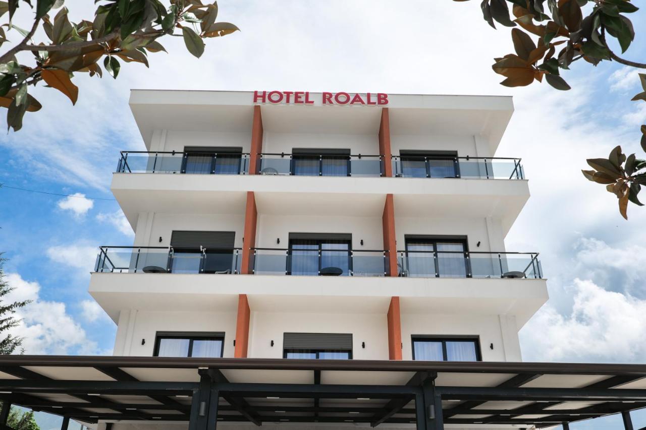 Hotel Roalb Radhimë Екстериор снимка