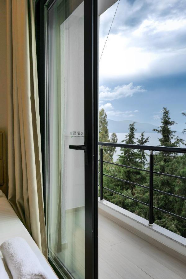 Hotel Roalb Radhimë Екстериор снимка